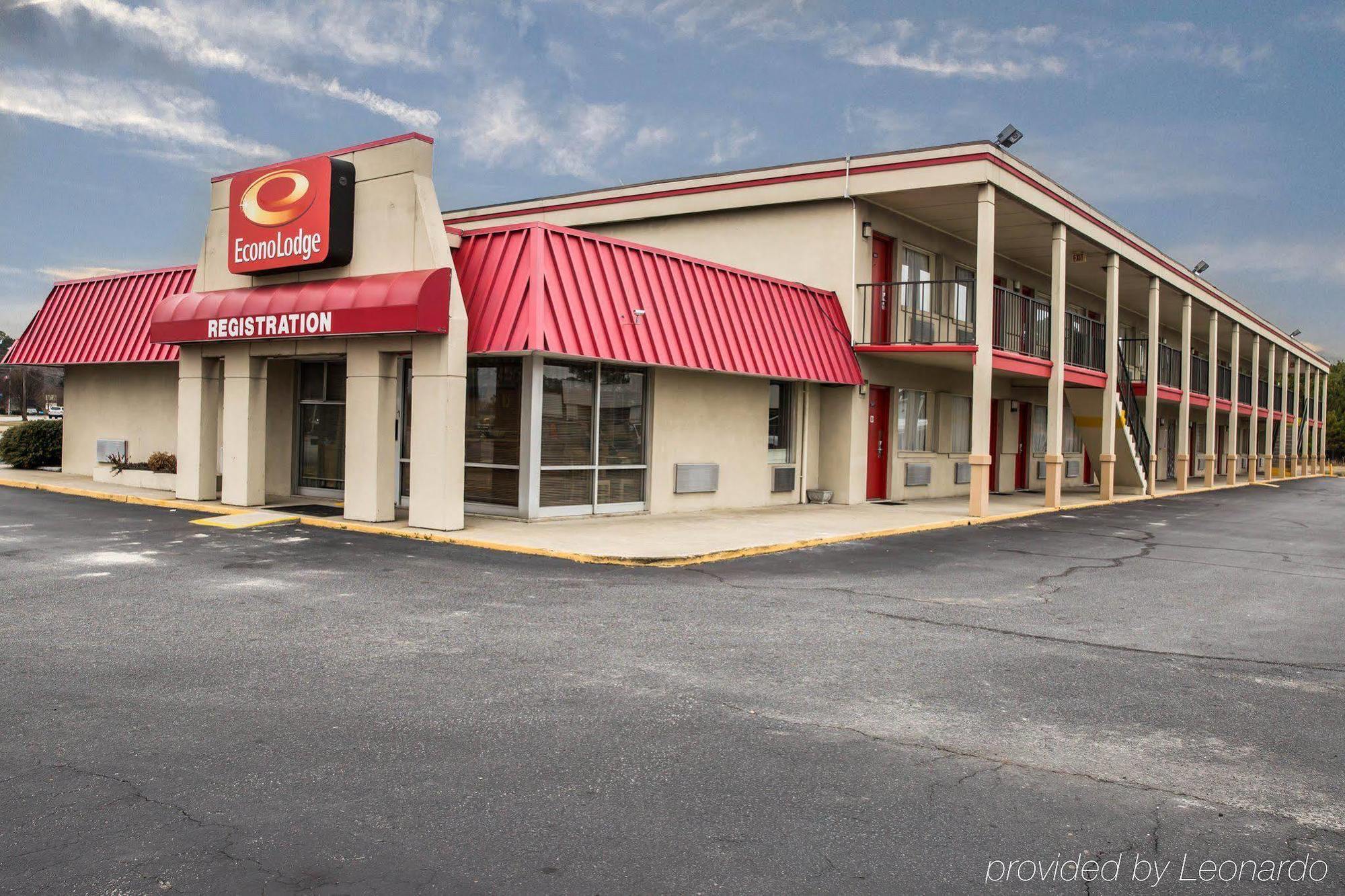 Econo Lodge North Washington Exterior photo
